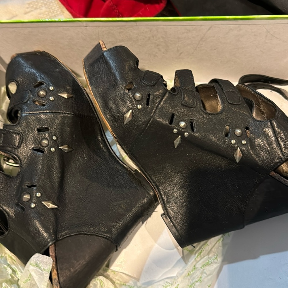 Sam Edelman Wedge Buckle Sandals Black